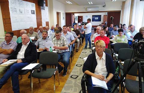 Odbornici Skupštine opštine Vlasotince usvojili su odluku o izmeni i dopuni Odluke o budžetu
